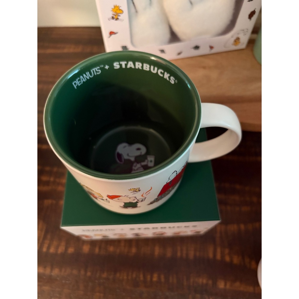 Starbucks X Peanuts Snoopy Lot of 7 Mug Hot Cold Tumblers Tote Keychain Plush - Picture 7 of 10